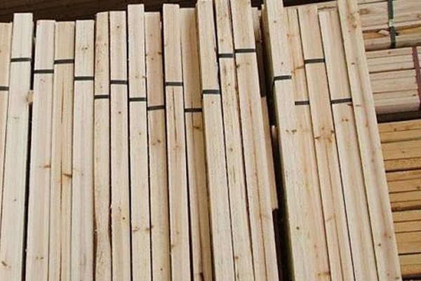 防止阳光建筑木方受到污染